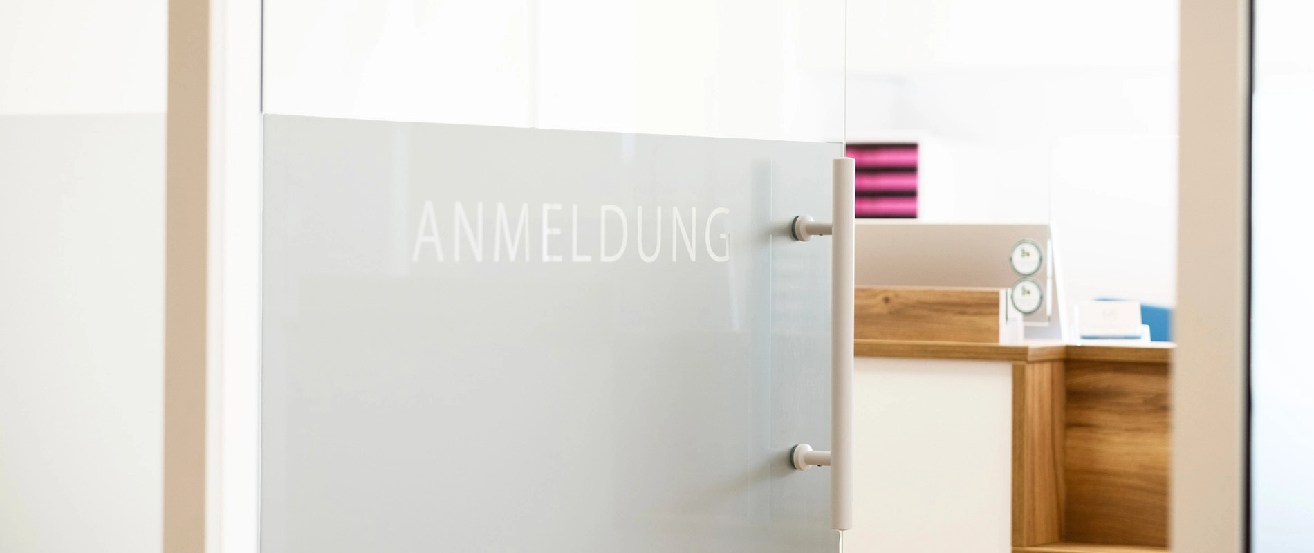 Kontakt | Tür Anmeldung
